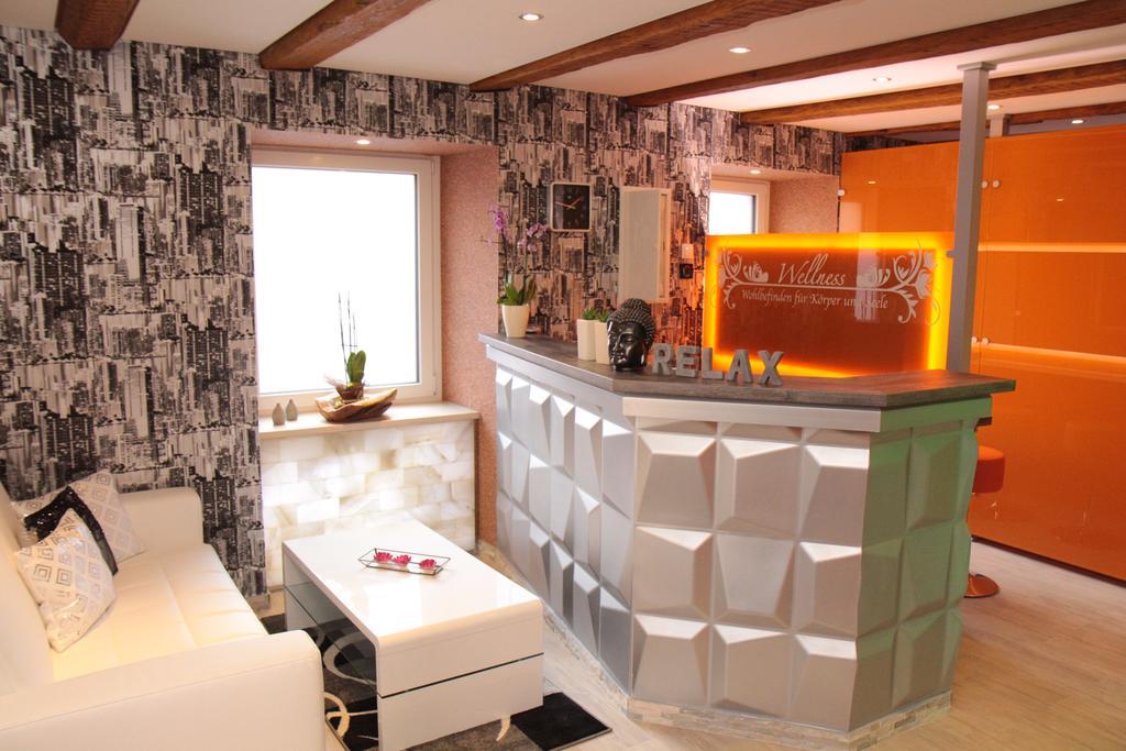 Wellnesshotel & Restaurant Hexenschopf レーッフィンゲン エクステリア 写真